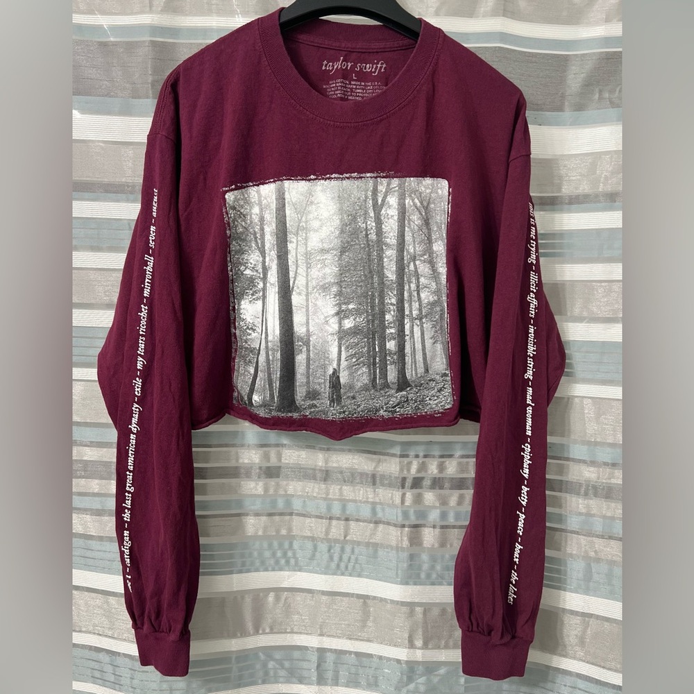 Taylor Swift Maroon Crop Top